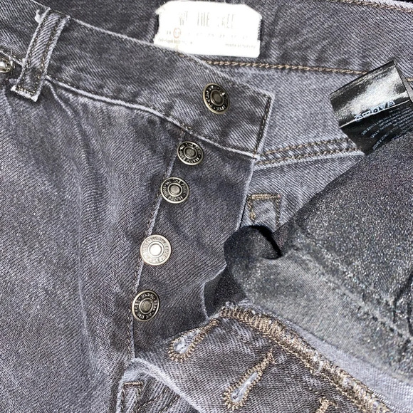 Free people We the free Cropped Distressed Button Fly Denim jeans - Picture 4 of 8
